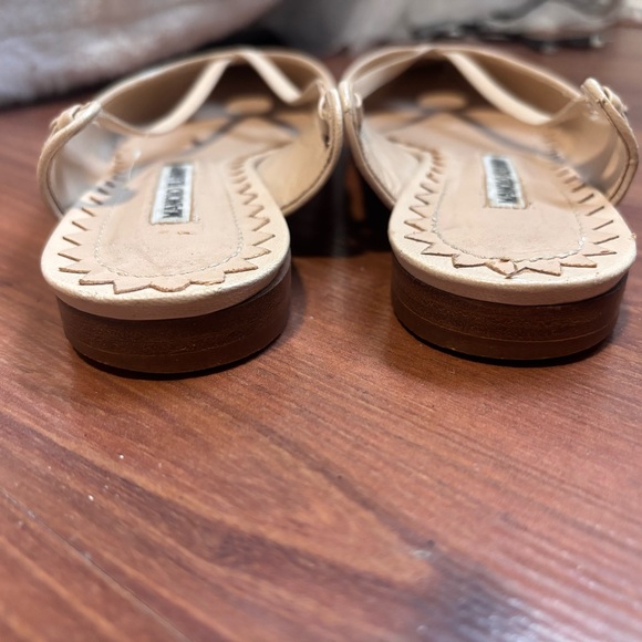Manolo Blahnik Women's Beige Leather Sandals size 37.5 - Picture 5 of 5